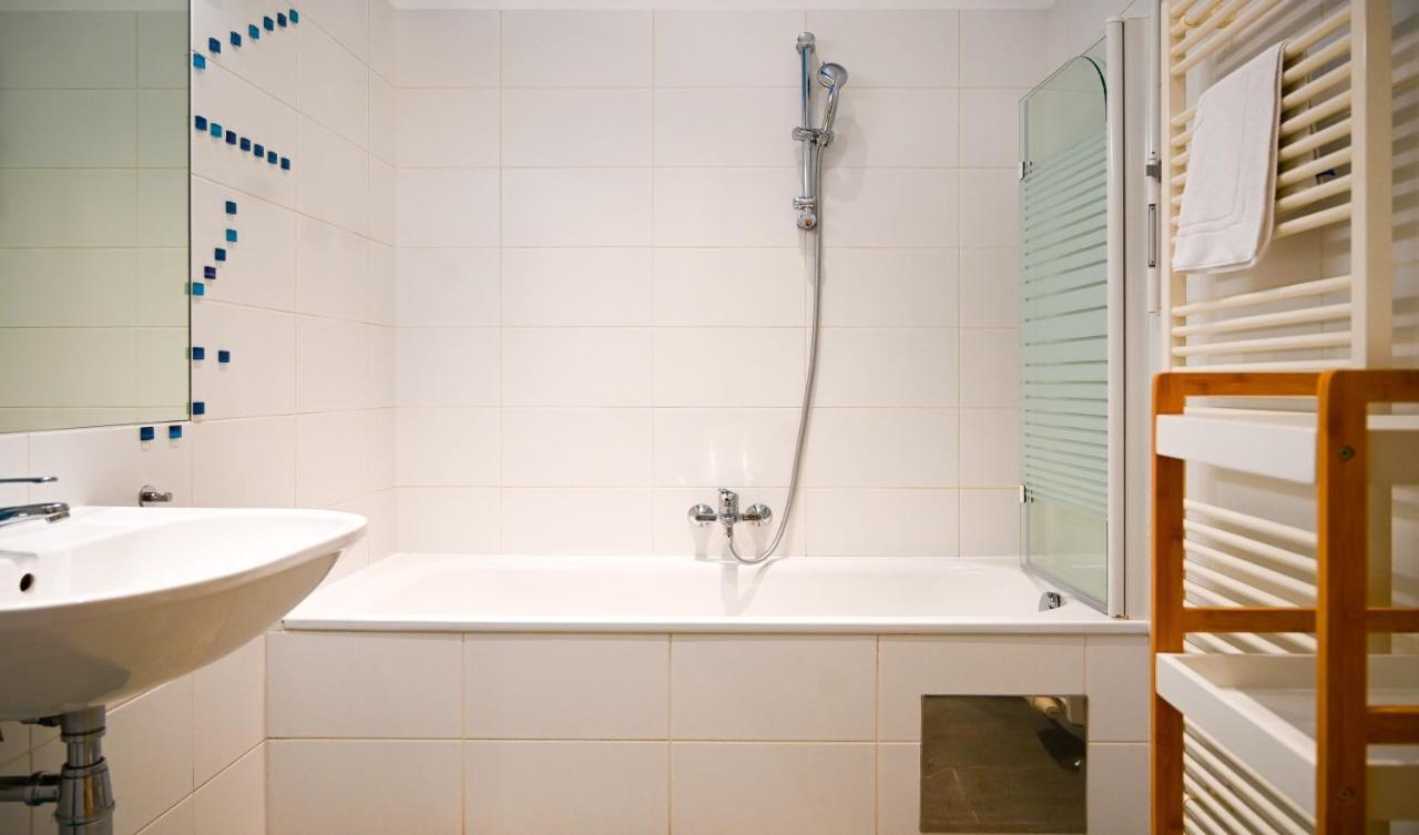 Bright Suite Universitaet Wien Buitenkant foto